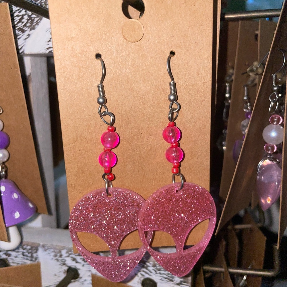 Space Babe Earrings 💕